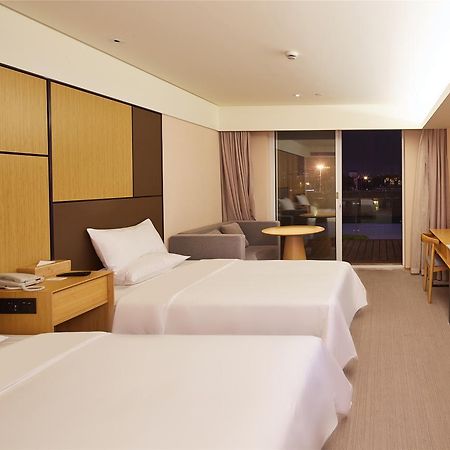 Ji Hotel Shanghai Guangda Liuzhou Road Eksteriør bilde