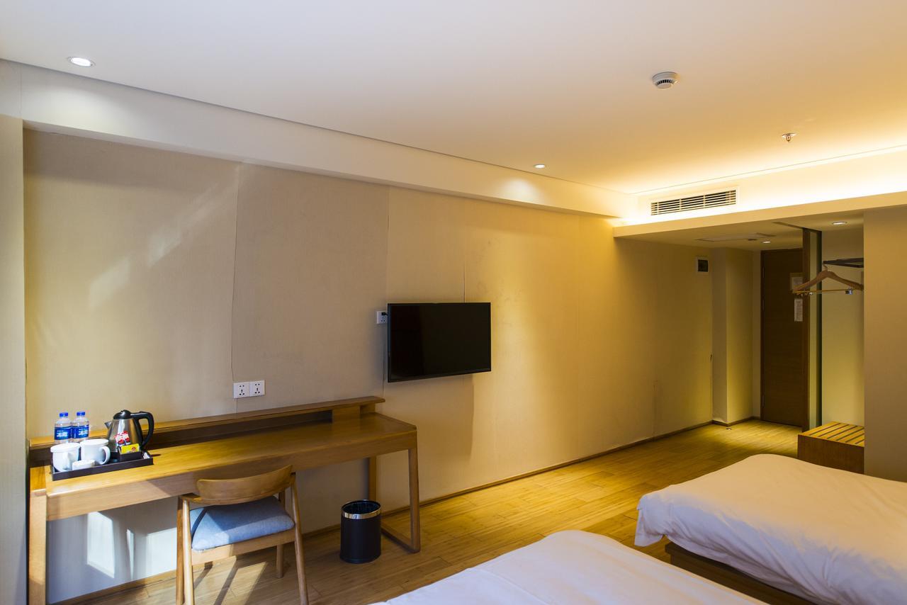 Ji Hotel Shanghai Guangda Liuzhou Road Eksteriør bilde