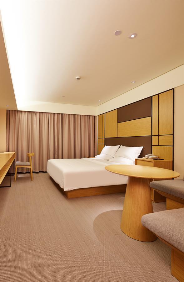 Ji Hotel Shanghai Guangda Liuzhou Road Eksteriør bilde