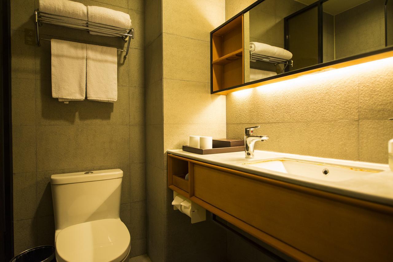 Ji Hotel Shanghai Guangda Liuzhou Road Eksteriør bilde