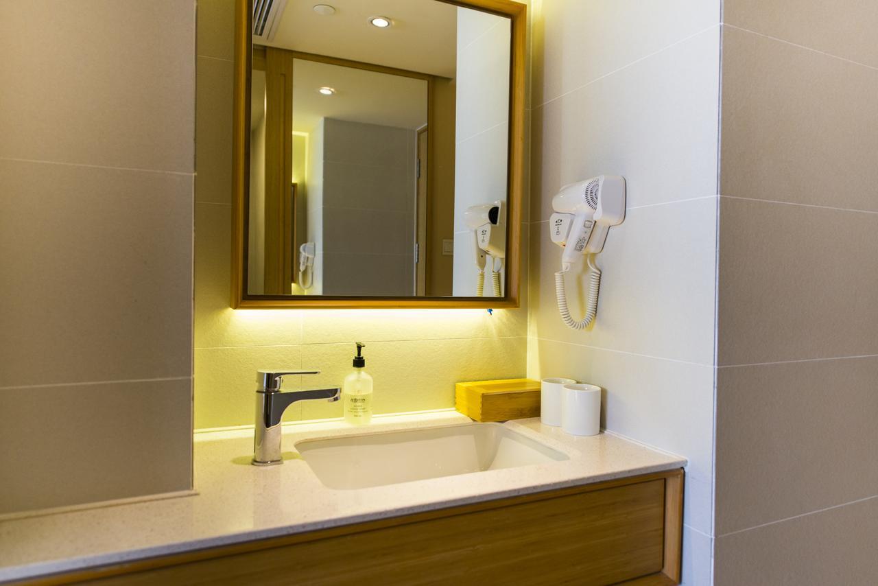 Ji Hotel Shanghai Guangda Liuzhou Road Eksteriør bilde